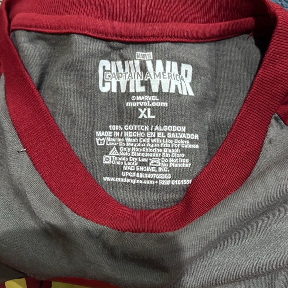 Captain America Civil War (Marvel) t-shirt - Picture 3 of 3